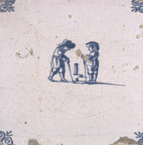 Ceramic tile with two small golfers and corner ornaments in blue
