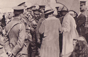 British soldiers and French citizens